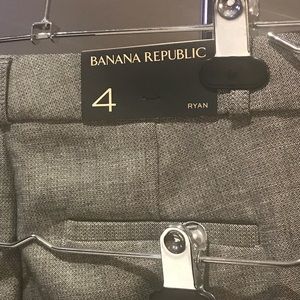 Banana Republic Ryan Cropped Dress pants. 4 NWT